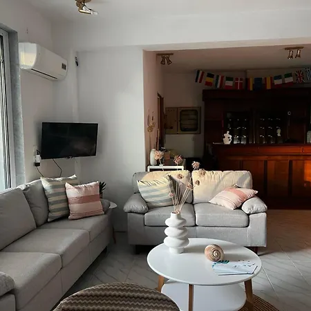 Отель Proteas 2*