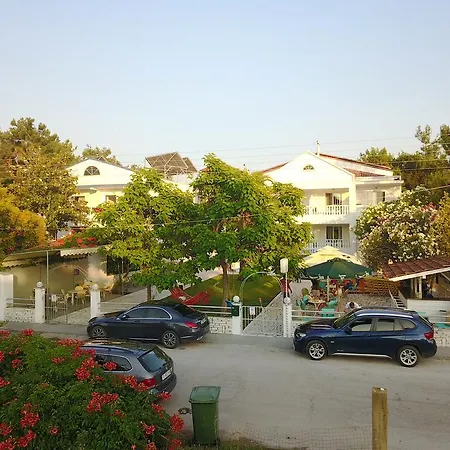 Отель Proteas 2*